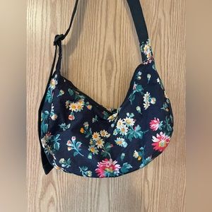 BAGGU x Laura Ashley Medium Nylon Crescent Bag
in Rhian Daisy NWOT